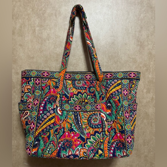 Vera Bradley Handbags - SOLDONMERCARI Vera Bradley Deluxe Large Carry-All Travel Tote Bag